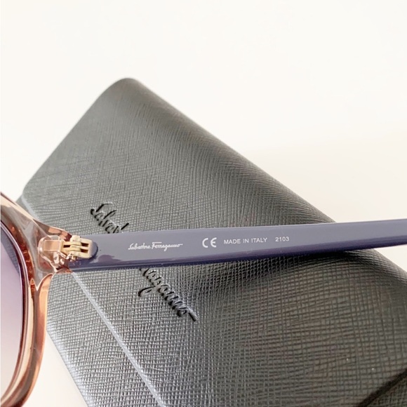 🕶️Salvatore Ferragamo Sunglasses, New FIRM $ - Picture 8 of 8